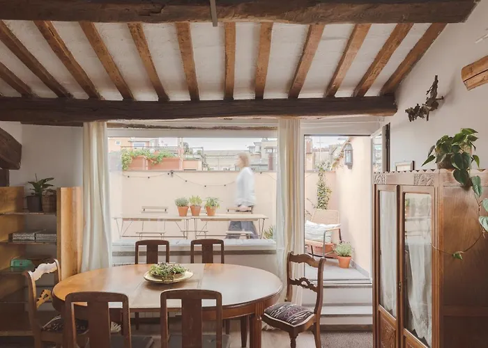 Amazing With Terrace Or Rooftop In Trastevere *