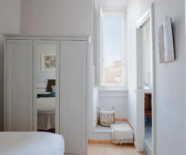 Amazing With Terrace Or Rooftop In Trastevere Apartment Rom