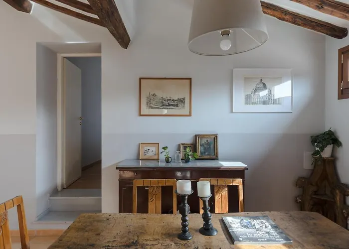 Apartment Amazing With Terrace Or Rooftop In Trastevere
